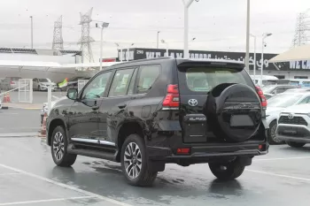 TOYOTA LAND CRUISER VXR 2023 MODEL YEAR 4.0L PETROL 4WD BLACK COLOR