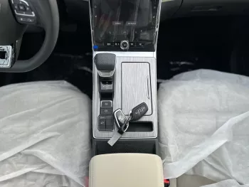 MG RX5 PLUS STANDARD 2023 MODEL YEAR WHITE COLOR