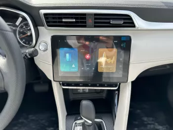MG ZS LUXURY 2024 MODEL YEAR WHITE COLOR
