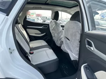MG ZS LUXURY 2024 MODEL YEAR WHITE COLOR