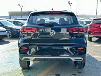 MG ZS LUXURY 2024 MODEL YEAR BLACK COLOR