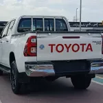 Toyota Hilux Diesel Double Cabin 2.4L V4 M/T 4WD 2022 Model Year - Thumbnail 5