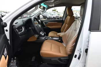 TOYOTA FORTUNER 2024 MODEL YEAR 2.4L DIESEL 4WD WHITE COLOR