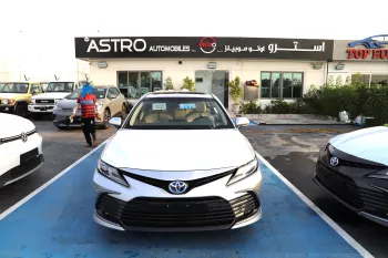 TOYOTA CAMRY HYBRID 2.5L GLE MID A/T PTR
