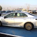 TOYOTA CAMRY HYBRID 2.5L GLE MID A/T PTR - Thumbnail 2