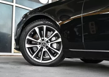 Mercedes Benz E 400 AMG Package 2019 Model Year No Accident Original Paint