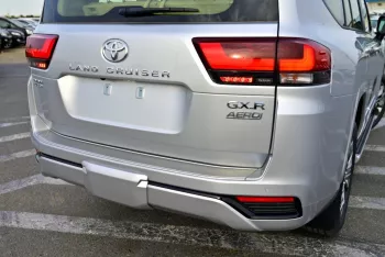 TOYOTA LAND CRUISER 300 2023 MODEL YEAR GXR V6 3.3L DIESEL 7 SEAT AUTOMATIC