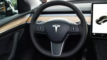 TESLA MODEL Y 2022 MODEL YEAR STANDARD OPTION EXPORT PRICE