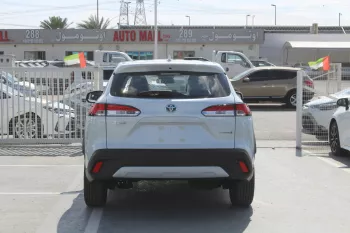 TOYOTA COROLLA CROSS 2.0L HYBRID 2023 MODEL YEAR WHITE FOR EXPORT ONLY