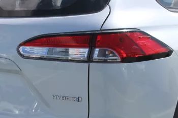 TOYOTA COROLLA CROSS 2.0L HYBRID 2023 MODEL YEAR WHITE FOR EXPORT ONLY