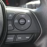 TOYOTA COROLLA CROSS 2.0L HYBRID 2023 MODEL YEAR WHITE FOR EXPORT ONLY - Thumbnail 18