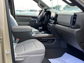CHEVROLET SILVERADO TRAIL BOSS 2023 MODEL YEAR 5.3L V8