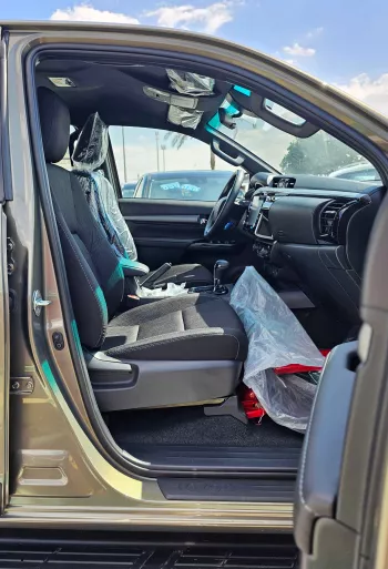 Toyota Hilux Adventure 2.8L Diesel A/T Full Option Radar 2024 Model Year 