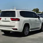 TOYOTA LAND CRUISER GXR FULL OPTION 2022 MODEL YEAR PETROL 3.5L V6 - Thumbnail 5
