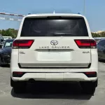 TOYOTA LAND CRUISER GXR FULL OPTION 2022 MODEL YEAR PETROL 3.5L V6 - Thumbnail 4