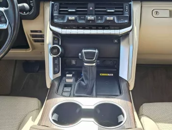 TOYOTA LAND CRUISER GXR FULL OPTION 2022 MODEL YEAR PETROL 3.5L V6