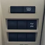 TOYOTA LAND CRUISER GXR FULL OPTION 2022 MODEL YEAR PETROL 3.5L V6 - Thumbnail 9