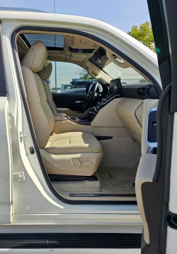 TOYOTA LAND CRUISER GXR FULL OPTION 2022 MODEL YEAR PETROL 3.5L V6