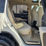TOYOTA LAND CRUISER GXR FULL OPTION 2022 MODEL YEAR PETROL 3.5L V6 - Thumbnail 19
