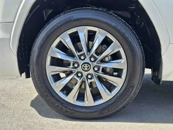 TOYOTA LAND CRUISER GXR FULL OPTION 2022 MODEL YEAR PETROL 3.5L V6