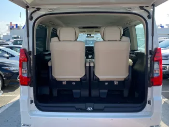 TOYOTA GRANVIA 2023 MODEL YEAR 3.5L PETROL MINIVAN RWD