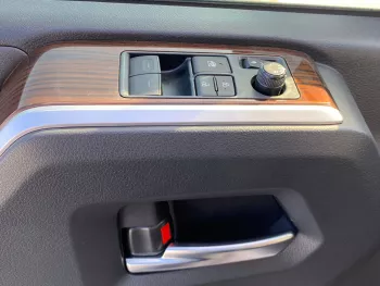 TOYOTA GRANVIA 2023 MODEL YEAR 3.5L PETROL MINIVAN RWD