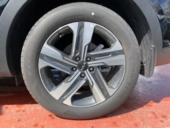 KIA SORENTO 2.5L 2023 MODEL YEAR PETROL 4WD BLACK COLOR