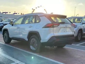 Toyota RAV4 XLE 2022 Model Year 2.0L Petrol AWD A/T