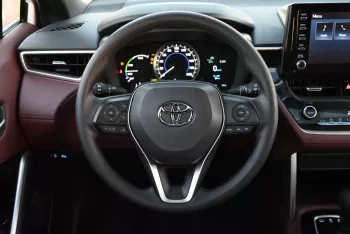 TOYOTA COROLLA CROSS HYBRID 2024 MODEL YEAR XLE 1.8L PETROL