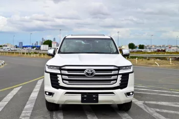 TOYOTA LAND CRUISER 300 VXR LC300 2024 MODEL YEAR V6 4.0L PETROL