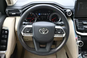TOYOTA LAND CRUISER 300 VXR LC300 2024 MODEL YEAR V6 4.0L PETROL