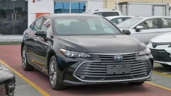 Toyota Avalon 2.5L Petrol FWD 2022 Model Year Black Color