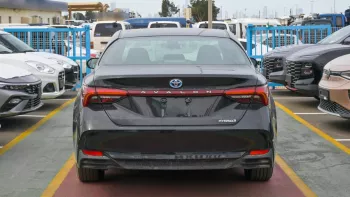 Toyota Avalon 2.5L Petrol FWD 2022 Model Year Black Color