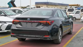 Toyota Avalon 2.5L Petrol FWD 2022 Model Year Black Color