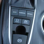 TOYOTA CAMRY GLE 2.5L PETROL FWD 2023 MODEL YEAR CHINESE - Thumbnail 15