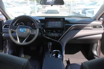 TOYOTA CAMRY GLE 2.5L PETROL FWD 2023 MODEL YEAR CHINESE