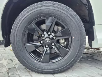 TOYOTA PRADO GXR MID OPTION 2.7L V4 4WD 2019 MODEL YEAR WHITE