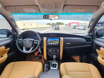 Toyota Fortuner EX.R 2.7L Petrol 4WD 2019 Model Year White 