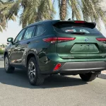Toyota highlander GLE 2023 Model Year AWD 2.5L - Thumbnail 5