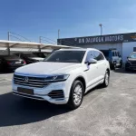Volkswagen Touareg 3.0L Highline 2021 model Year - Thumbnail 2