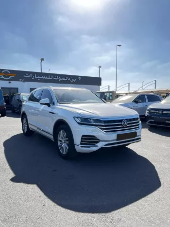 Volkswagen Touareg 3.0L Highline 2021 model Year