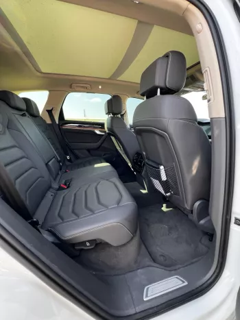Volkswagen Touareg 3.0L Highline 2021 model Year