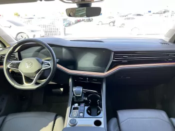 Volkswagen Touareg 3.0L Highline 2021 model Year