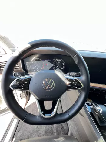 Volkswagen Touareg 3.0L Highline 2021 model Year