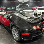 Bugatti Veyron GCC Specs Mint Condition 1 out of 10 Full Service History - Thumbnail 10
