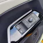 VOLKSWAGEN ID.6 FULL ELECRIC 2WD 2023 MODEL YEAR  - Thumbnail 6