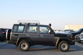 2024 TOYOTA LAND CRUISER 76 HARDTOP LC76 LX-Z V6 AUTOMATIC GRAY COLOR