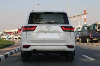 TOYOTA LANDCRUISER 300 3.5L V6 PETROL VX-R 2024 MODEL YEAR WHITE COLOR