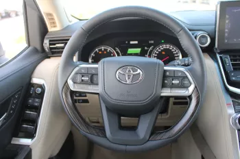 TOYOTA LANDCRUISER 300 3.5L V6 PETROL VX-R 2024 MODEL YEAR WHITE COLOR
