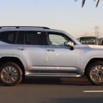 TOYOTA LANDCRUISER 300 3.3L DIESEL VXR 2023 MODEL YEAR SILVER COLOR - Thumbnail 3